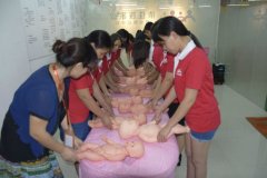 高端月嫂的服務內容包括哪些，怎么收費_廣州月嫂培訓